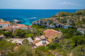 Casa SES SAVINES BEACH Cala Llombards by Mallorca Villa Selection